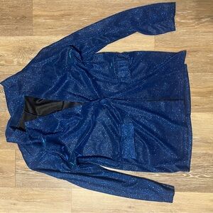 Blue Blazer with Full-Length Sleeves and Zipper Closure